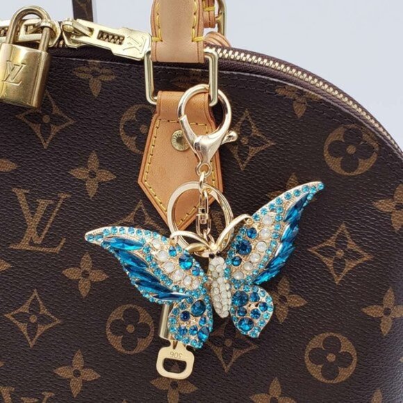 Authentic Louis Vuitton Lock & Key with unbranded Bagcharm, Keycharm, Keychain - Picture 1 of 6